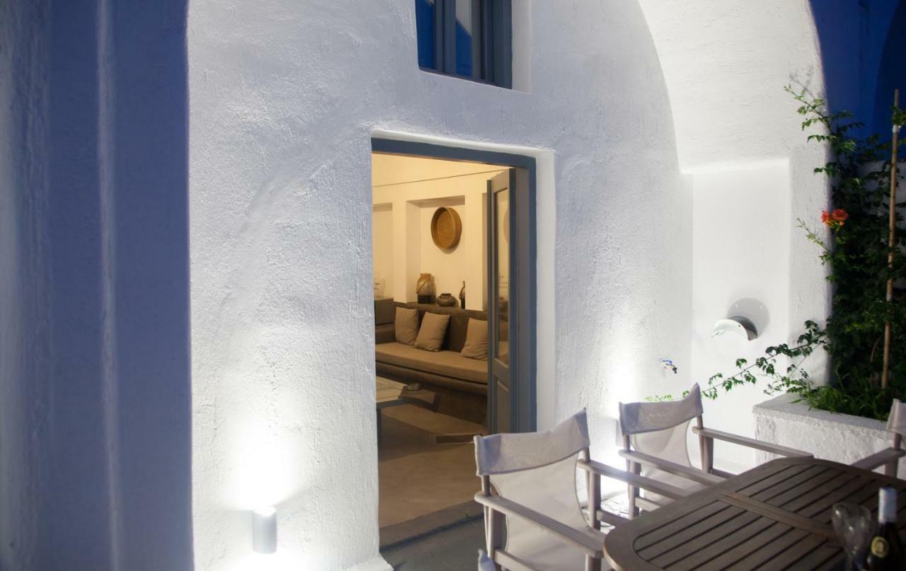 Onirondas Fira (Santorini)